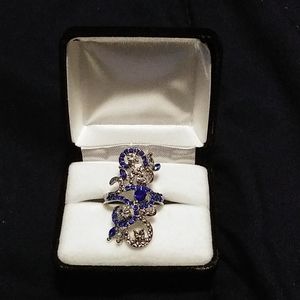 Beautiful large blue silver plated ring 💍